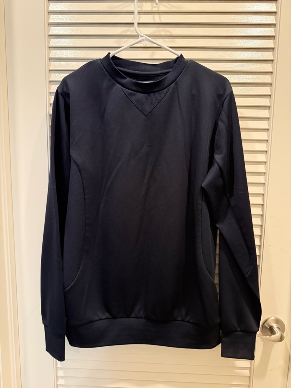 Men's Classic Crewneck Sweater in Navy